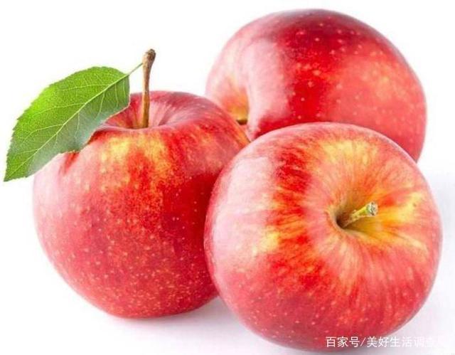 增进食欲 在婴儿生长期可以多吃苹果,因为苹果中的铁和磷,可以促进