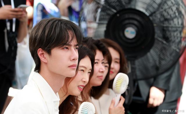 搭档宋茜宋轶风起洛阳杀青,王一博冰雨火待播,与陈晓