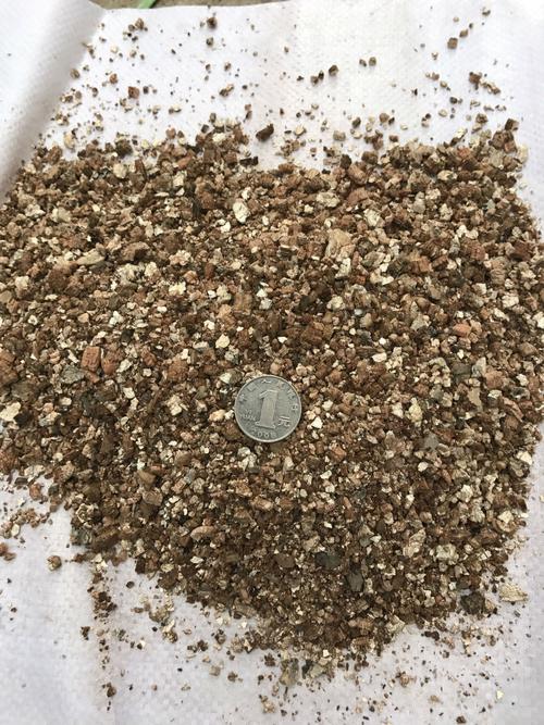 蛭石 养花高级植料 高档宠物垫材 园艺蛭石批发3-8mm