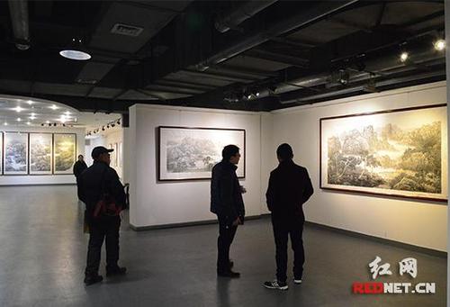 陈来国山水画展在长沙美庐美术馆开展,展出作品生活气息浓郁,受到省会