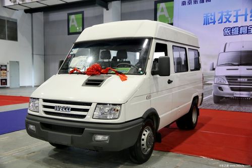 南京依维柯封闭厢式货车