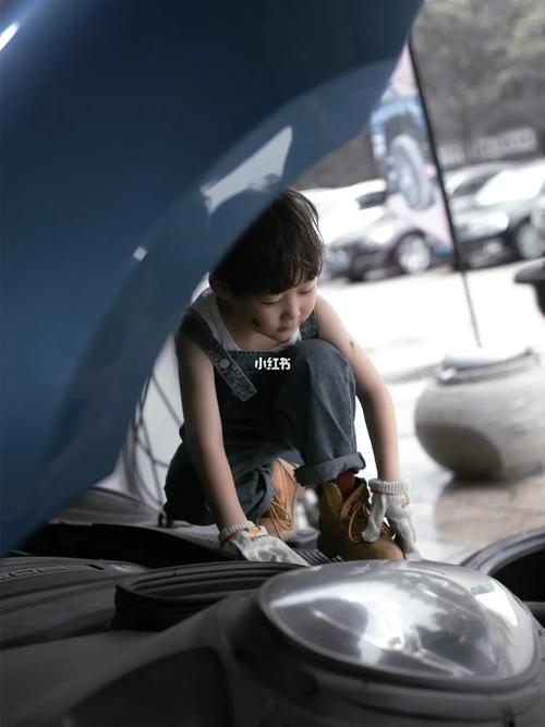 南通男孩创意儿童照|酷酷的修车仔硬照07_儿童摄影