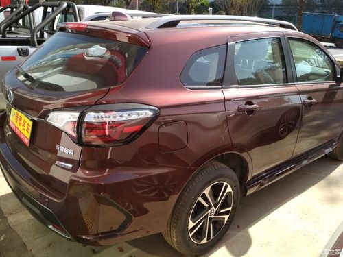 看新车启辰t70朝霞红变化