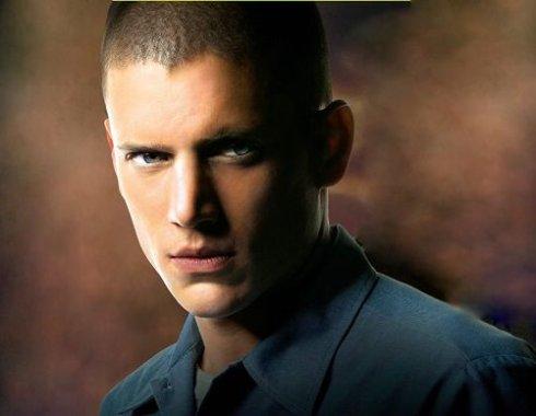 越狱第一季高清 新年英语