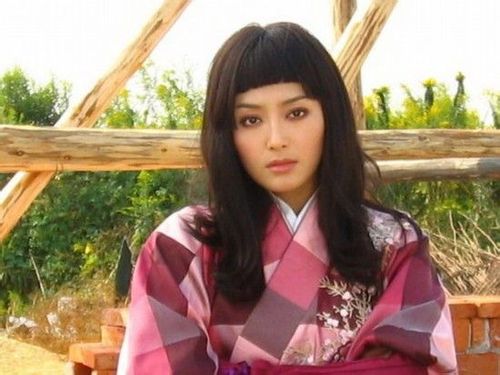 袁姗姗舒畅秦岚蹩脚装扮 得罪谁也别得罪造型师【2】