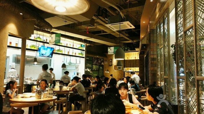 费大厨辣椒炒肉餐饮连锁(中海店)的点评
