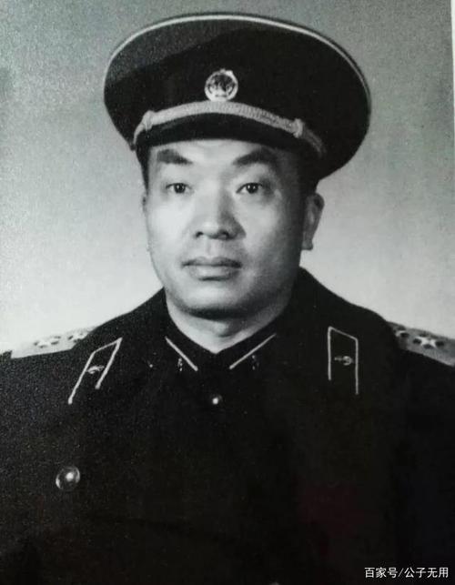 1955年全军首次授衔177名中将时任职务简述附各自戎装照片