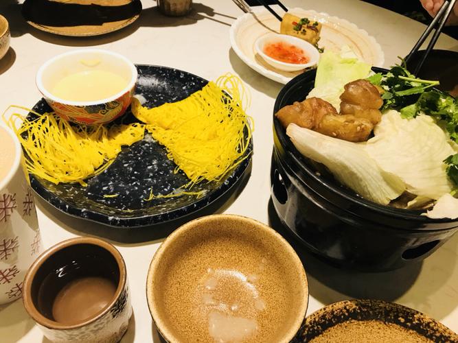 咖喱肉骨茶印尼九层塔
