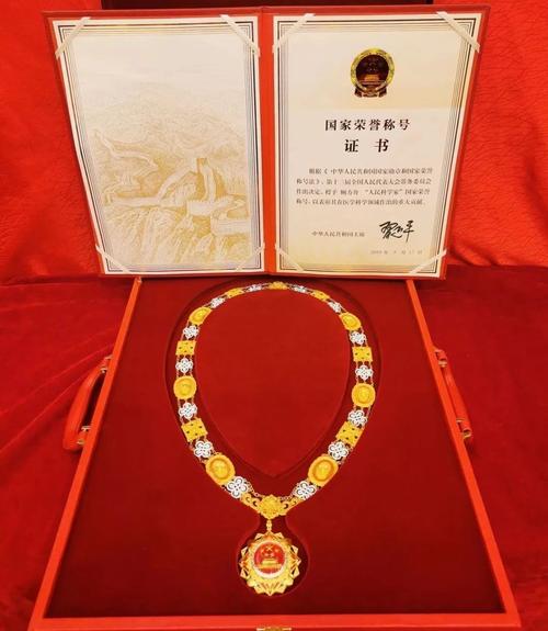 家乡人民以精神研讨会,一周年纪念展等特殊的方式追忆这位甬籍科学家