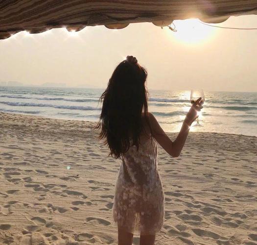 神仙·背影女生头像丨善恶两端 喜忧参半