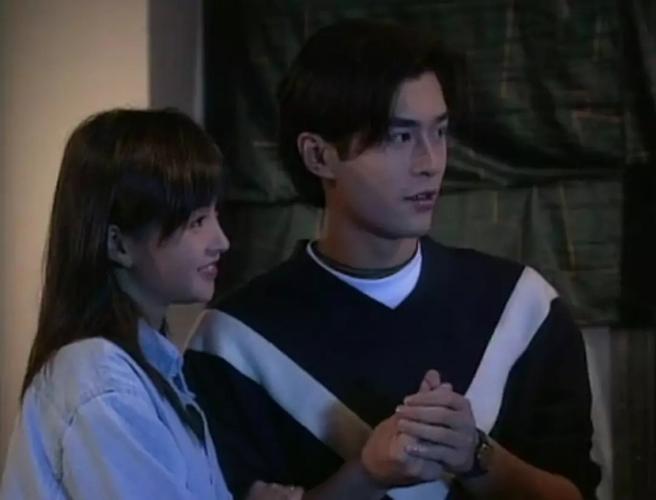 两拒天王嫁老外,巅峰时因病隐退,变身白衣护士的李绮红近况如何