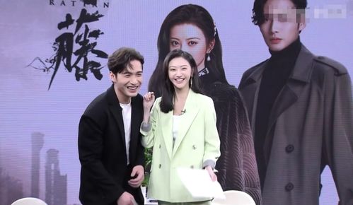 景甜张彬彬好甜,2人同框互相画眉,cp感不输给杨紫李现