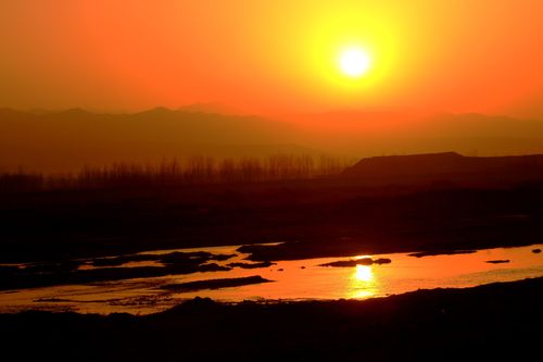 渭水夕阳