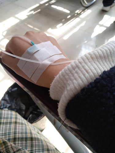 回应: 江湖救急求女生手的打针图片