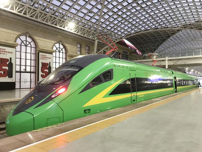 绿巨人动车组在山东多条铁路投入运营