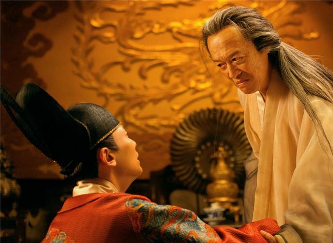 九千岁魏忠贤,到底"是忠是奸"?如果他不死,大明真的能