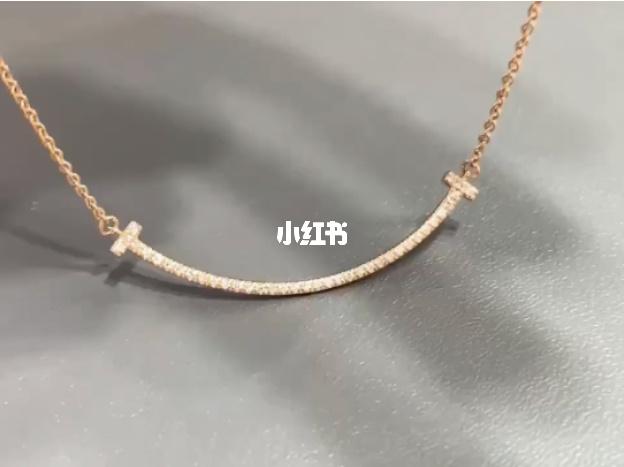 微笑满钻项链_项链_时尚_配饰