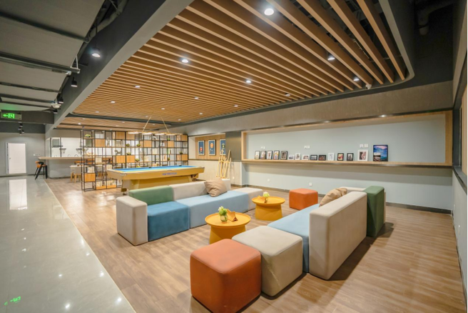 除aigc技术课程外,首创和园紧跟年轻步伐,结合当下潮