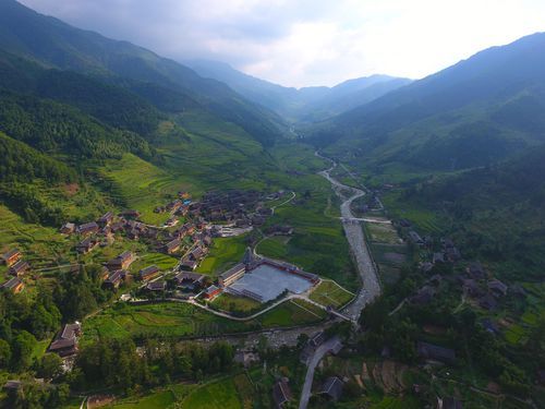 城步苗族自治县,隶属于湖南省邵阳市,位于湖南省西南部,是湖南省的