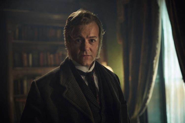 神探夏洛克电影版雷斯垂德剧照