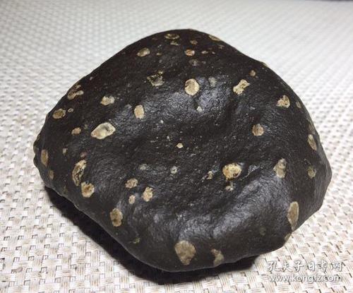 纯天然顶级大陨石水冲星辰陨石来自外太空的陨石星辰陨石极为稀有罕见