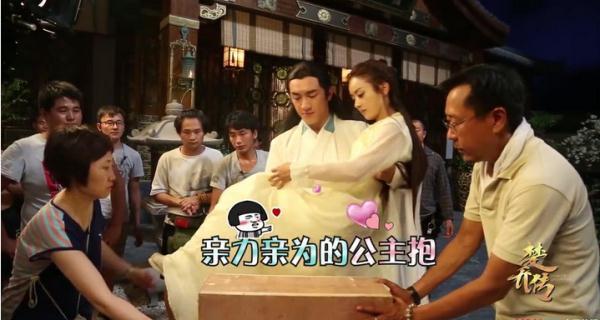 为什么公主抱只拍近镜头?看到全景后恍然大悟,其实都是"套路"