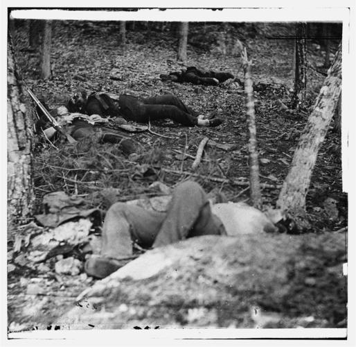 双方总共损失51000名兵员,包含阵亡,受伤,失踪,被俘者.