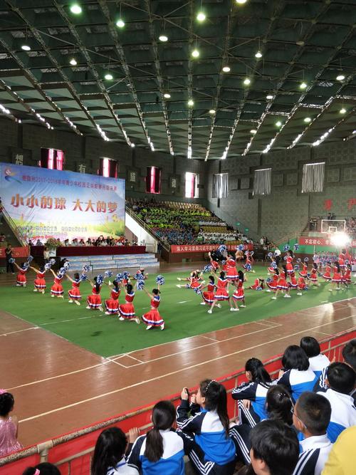 开发区实验小学古镇校区《盛世欢歌》