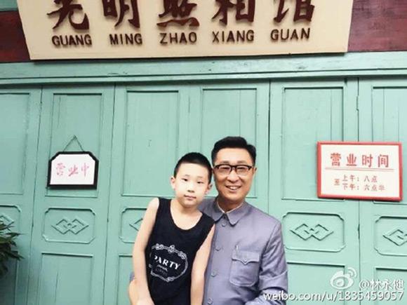 幸福照相馆重庆热拍林永健老婆儿子来探班
