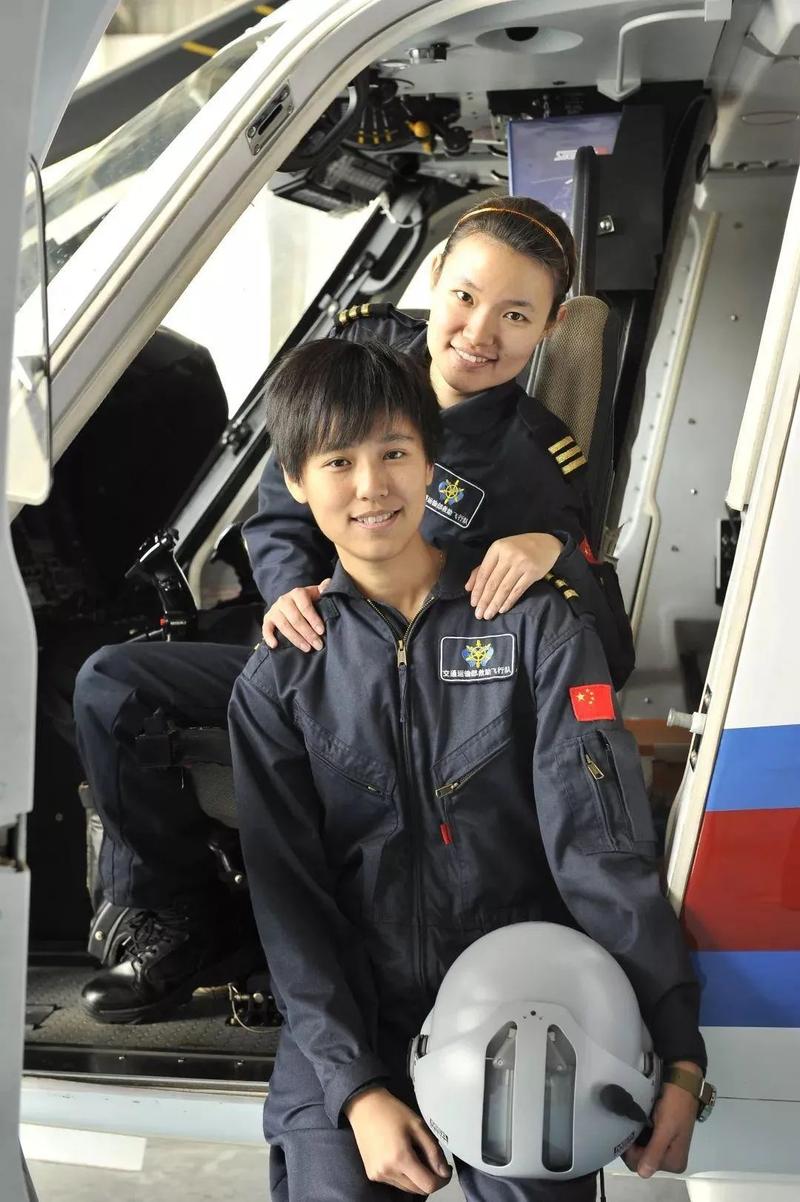 有一门驾机考试,她挂了两次.但在这个过程中,宋寅也不是没有遇过瓶颈.