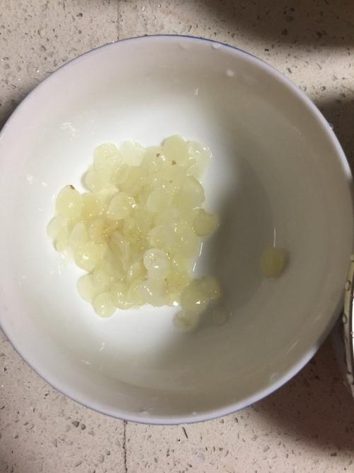 泡发皂角米4小时以上