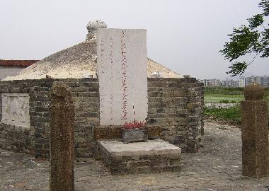 她出生在靖西,发迹在田阳,丈夫被父亲杀死,后来成为一代女英雄