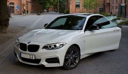 宝马2系双门轿跑值得买吗 宝马2系性价比如何(内饰豪华科技感十足)