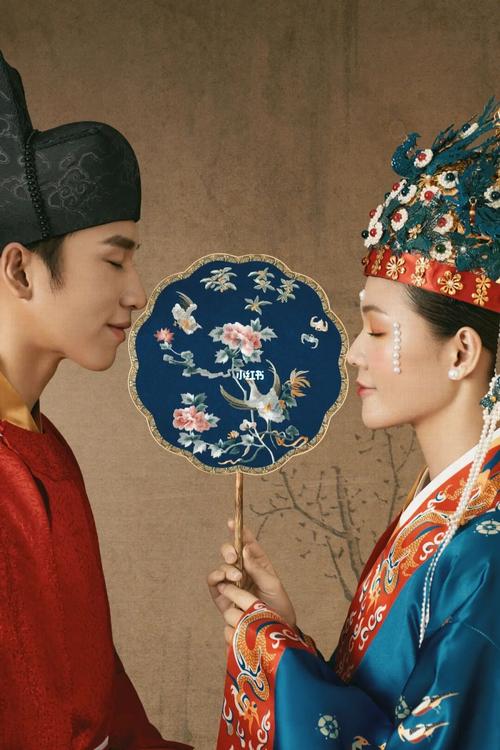 知否同款|凤冠霞帔宋制婚纱照,太美了_婚纱照_汉服_古风_知否知否应是