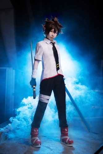 凹凸世界 安迷修cosplay 想捏尖尖的耳朵