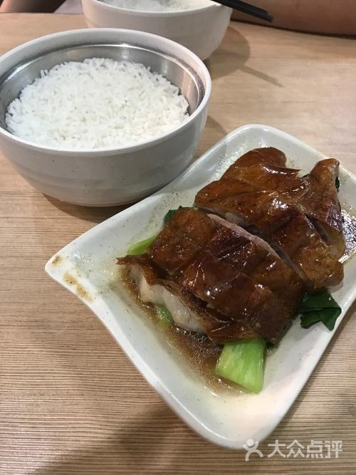 顺记深井烧鹅(地王店)鹅肶(腿)饭图片 - 第38张