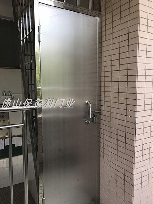 厂家供应 定制平开门 不锈钢防盗门 封板钢门 钢管防盗门 进户门