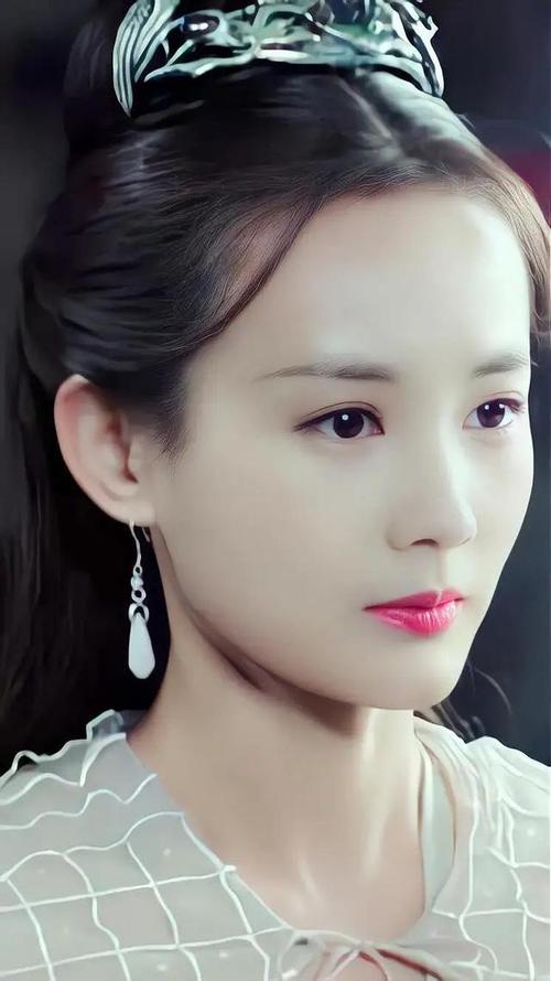 李一桐古装真美,《媚者无疆》中的她柔情似水,一笑嫣然