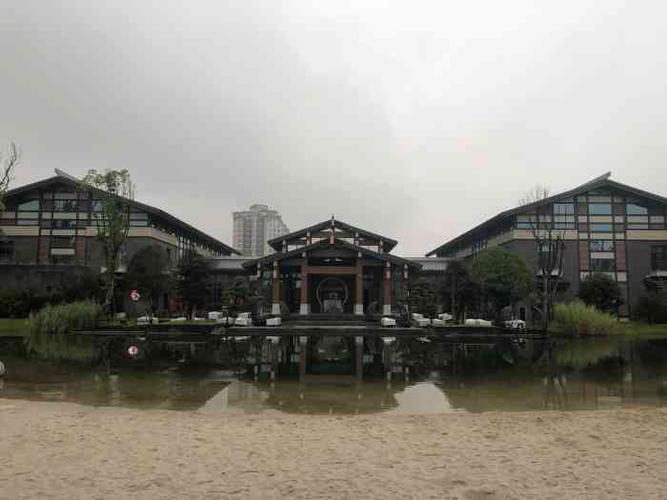 天汉景逸酒店-"这是汉中唯一的一家五星酒店,坐落在天