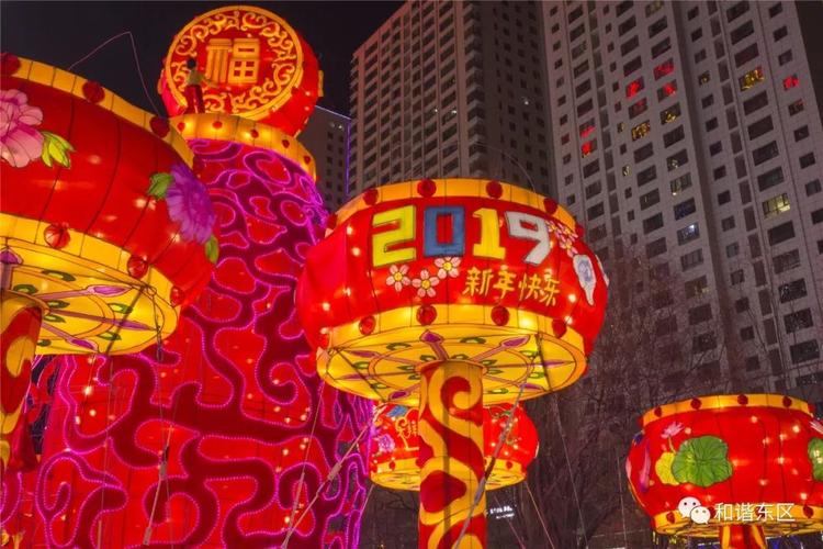 今年西宁哪的花灯最漂亮?