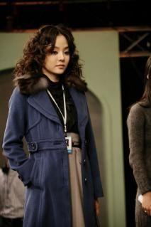  - 媒体评论 蔡琳《达子的春天》玩"cosplay" "韩国甜姊儿"