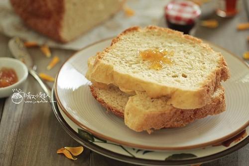 recipe: whole wheat bread (bread plate)
