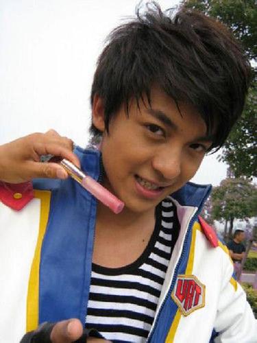 金甲战士的剧照