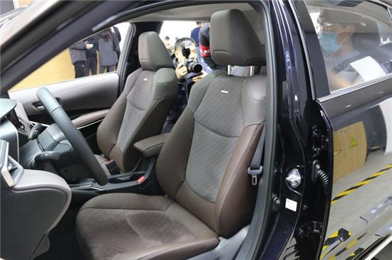 定位于卡罗拉和亚洲龙间 丰田亚洲狮怎么选