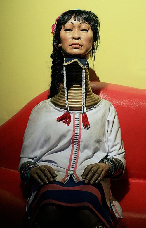 世界奇人异事【原创】 - 乐也1951 - 乐也1951