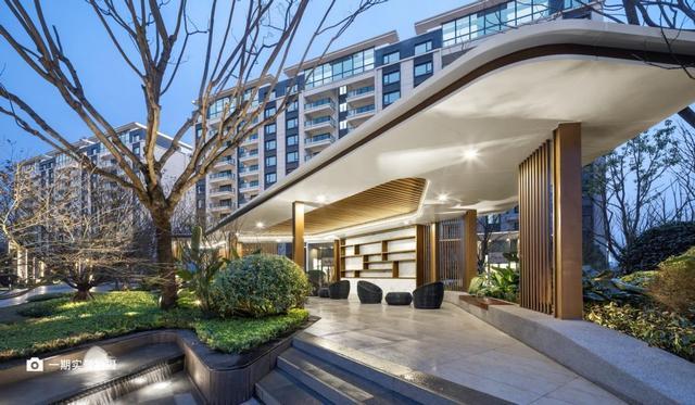 首开龙湖·景粼玖序(备案名:景粼名邸)最后批次建面约146㎡臻装洋房