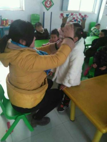 童星幼儿园晨午检纪录片