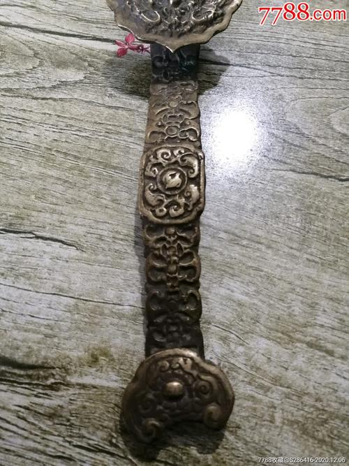 晚清民国铜如意摆件