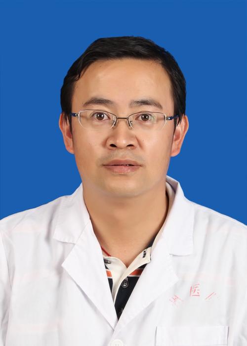王坚