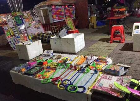 多地鼓励发展地摊经济 上班族夜市地摊怎么摆 什么好卖?